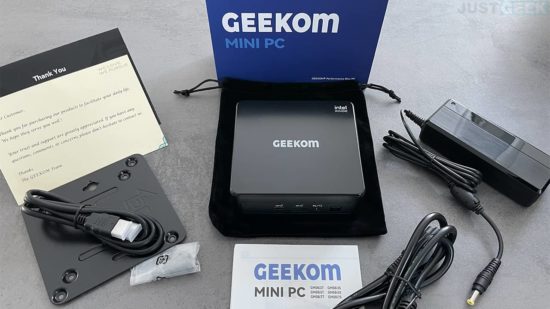 Test du GEEKOM Mini IT8, un mini PC puissant et évolutif