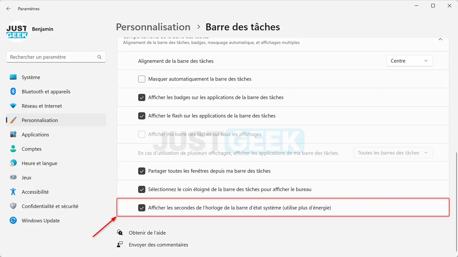 Afficher les secondes de l'horloge de la barre d'état système de Windows 11