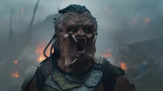 Jeune Predator rejeté dans la bande-annonce de Predator : Badlands (2025)