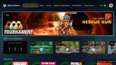 Interface de Retro Classics sur Xbox Game Pass avec tournois, défis communautaires et jeux rétro comme River Raid et Pitfall