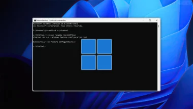 Commande ViVeTool exécutée dans l’invite de commandes sur Windows 11