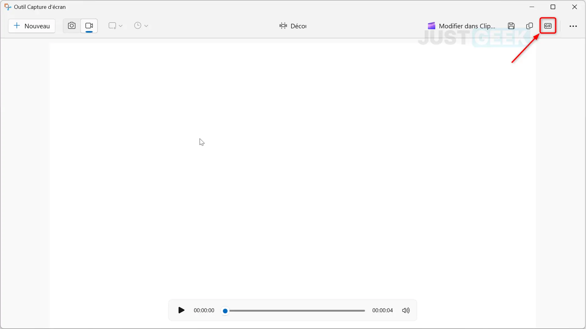 Bouton « GIF » visible dans l’Outil Capture d’écran de Windows 11 après l’enregistrement vidéo